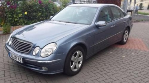 Dezmembrez Mercedes E class W211 2.7 cdi 2002