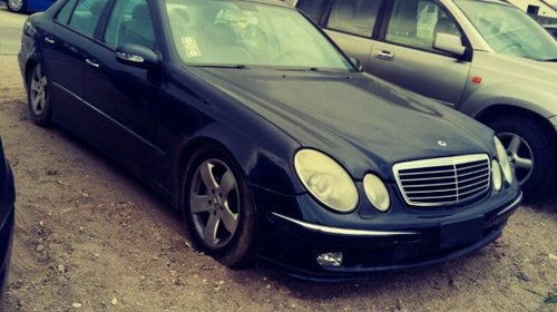 Dezmembrez Mercedes E-CLASS W211 2003 Berlina 3222