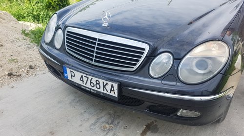 Dezmembrez Mercedes E-CLASS W211 2004 Berlina 2.2