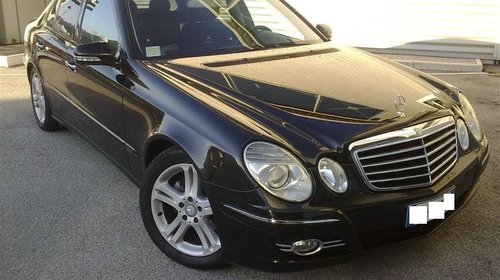 Dezmembrez Mercedes E-CLASS W211 2007 3.2 CDI