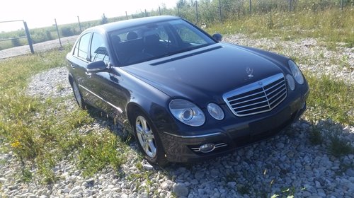 Dezmembrez Mercedes E-Class W211 2008 sedan 2