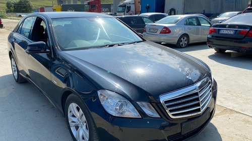 Dezmembrez Mercedes E-Class W212 2.2Cdi