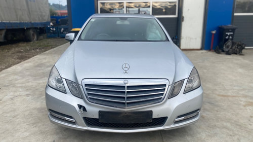 Dezmembrez Mercedes E-Class W212 2.2CDI