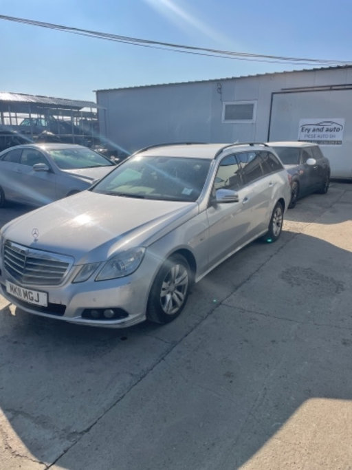 Dezmembrez Mercedes e class w212 combi, break 2.2 