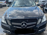 Dezmembrez Mercedes e class w212 motor 2. 2 cod 651