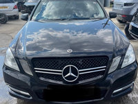 Dezmembrez Mercedes e class w212 motor 2.2 cod 651