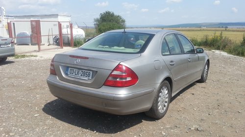 Dezmembrez Mercedes E-Klasse (W 211)