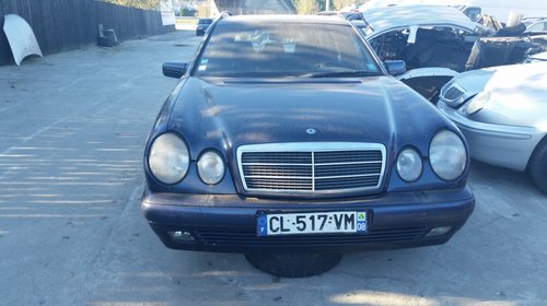 Dezmembrez Mercedes E290 break, an 2000, 2.9 td