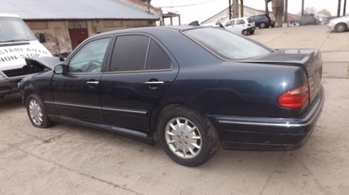 Dezmembrez mercedes e320 4MATIC w210 facelift benzina