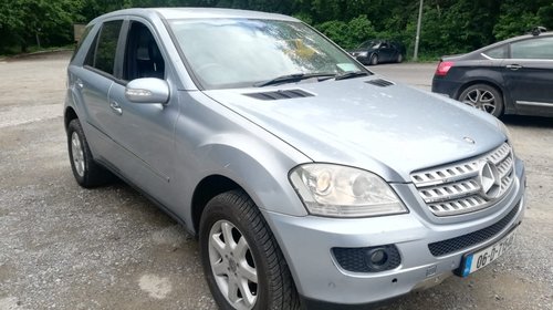 Dezmembrez Mercedes M-Class W164 2006 suv 3.0 cdi