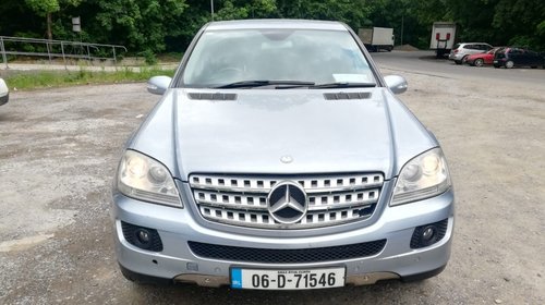 Dezmembrez Mercedes M-Class W164 2006 suv 3.0 cdi