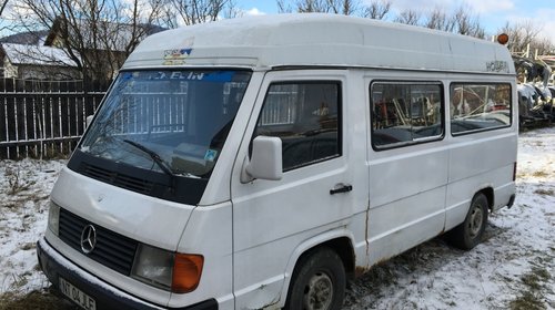 Dezmembrez Mercedes MB 100 2.4 diesel 1992