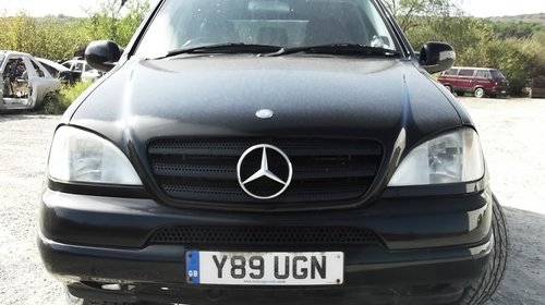 Dezmembrez Mercedes ML 2.7diesel, an fabricat