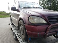 Dezmembrez Mercedes ML 230