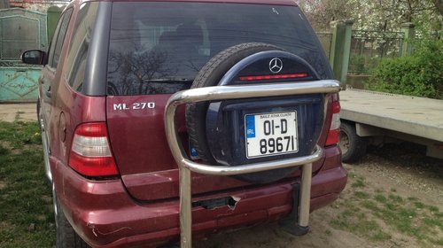 Dezmembrez mercedes ml 270 cdi w163 an 2003