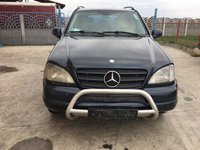 Dezmembrez Mercedes ML 270 CDI