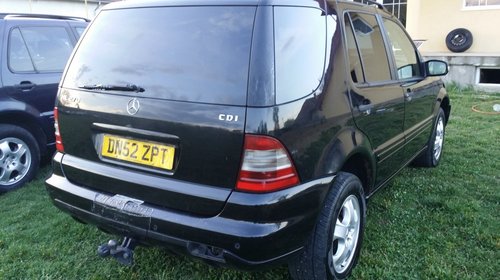 Dezmembrez Mercedes ML 270CDI W163 Facelift 2003