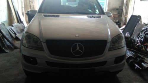 Dezmembrez Mercedes ml 320 CDI w164