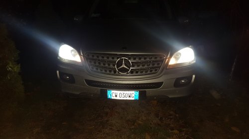 Dezmembrez Mercedes Ml 320 W 164 2009