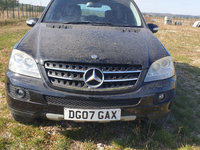 Dezmembrez MERCEDES ML W 164 din 2007 motorizare 3.0 CDI