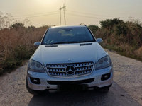 Dezmembrez Mercedes ML W164 3.0 cdi