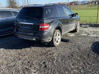 Dezmembrez mercedes ML W164 320 cdi