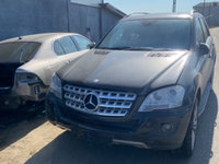 Dezmembrez mercedes ML W164 din 2010 motor 3.0 v6