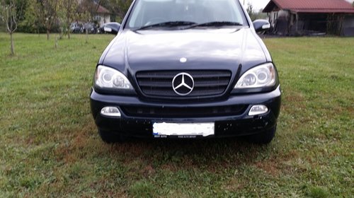 Dezmembrez Mercedes ML270CDI an 2004 W163 Automati