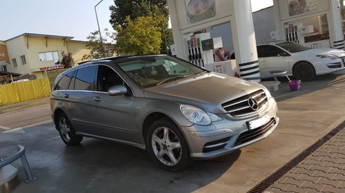 Dezmembrez Mercedes R-CLASS W251 2009 SUV facelift long 3.0cdi