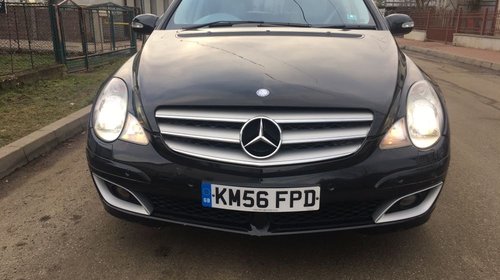 Dezmembrez mercedes r classe 320 cdi