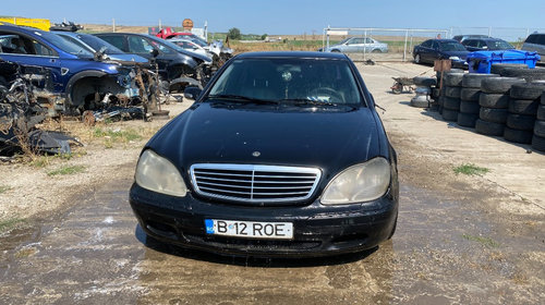 Dezmembrez Mercedes S-Class W220 2000 limuzin