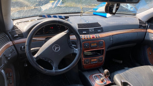 Dezmembrez Mercedes S-Class W220 2000 limuzina 3200