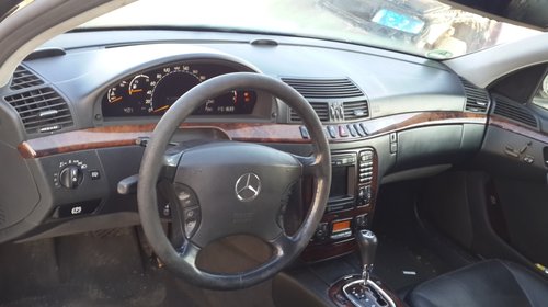 Dezmembrez Mercedes S class w220 ,2001 ,motor 2.7