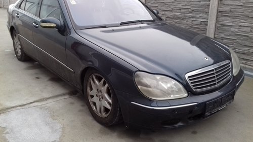 Dezmembrez Mercedes S-Class W220 3.2 cdi 2002