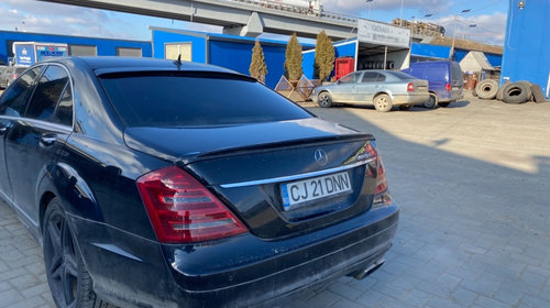 Dezmembrez Mercedes S-Class W221 3.0Cdi V6 (Volan stanga)