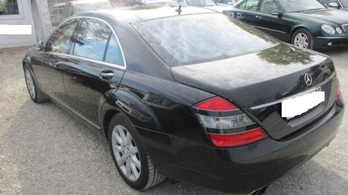 Dezmembrez Mercedes S CLASS W221 S320 CDI // 