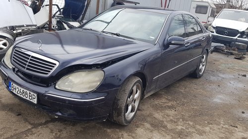 Dezmembrez Mercedes S Classe din 2001