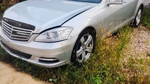 Dezmembrez mercedes s2010 3200 cdi preturi mi