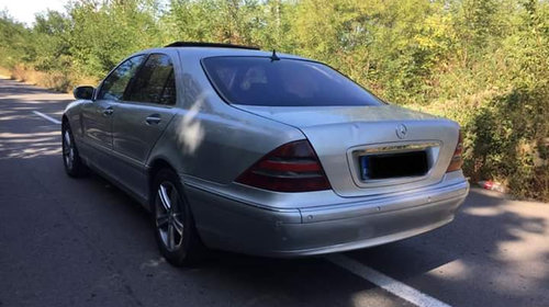 Dezmembrez Mercedes S320cdi w220