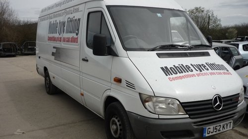 Dezmembrez Mercedes Sprinter, 2.2 cdi, an 2003