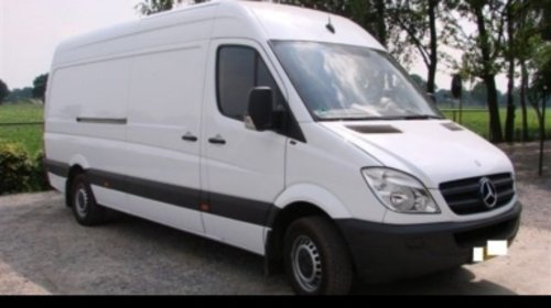 Dezmembrez Mercedes Sprinter 2.2 cdi an 2008