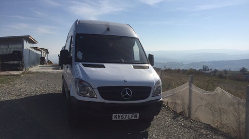 Dezmembrez mercedes sprinter 2008