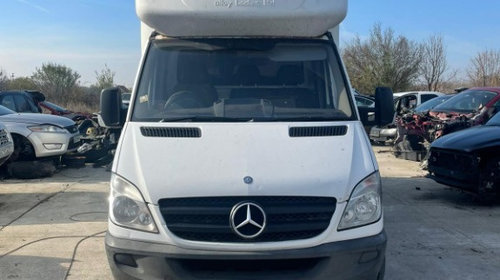 Dezmembrez mercedes sprinter 2010 2.2 diesel manuala 6 trepte