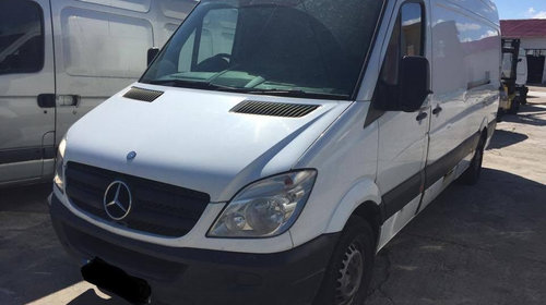 Dezmembrez Mercedes Sprinter 209 2.2CDI 2006 - 2009