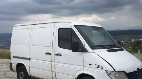 Dezmembrez Mercedes Sprinter 213 CDI