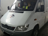 Dezmembrez Mercedes Sprinter 308 2.2CDI 2000 - 2006