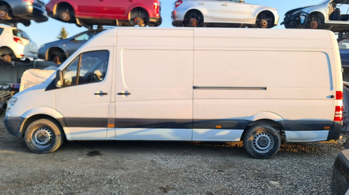 Dezmembrez Mercedes Sprinter 311 cdi 2007 2.2 cdi euro4 646985