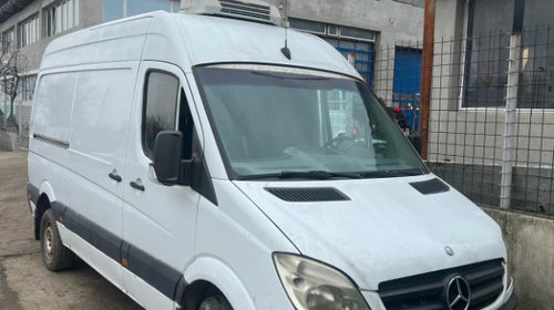 Dezmembrez Mercedes Sprinter 906 2013 Duba 2.