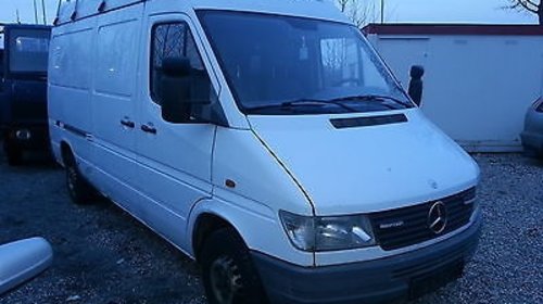 Dezmembrez Mercedes Sprinter an 1995-2006