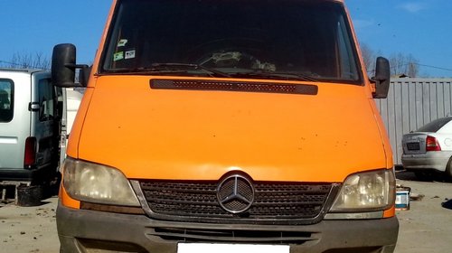 Dezmembrez Mercedes Sprinter W903 , 2.2 313CDi , an fabr. 2000